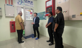 Lawatan YH Naib Canselor dan delegasi dari Jabatan Penyelidikan & Inovasi, UMP ke Makmal Diaclean Prof. Dato' Ts. Dr. Zularisam Ab Wahid, Profesor di FTKA pada 17 Februari 2023